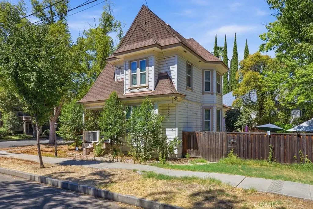 1218 Bird, Oroville