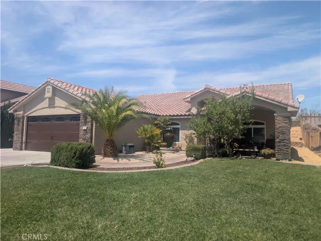 27492 Silver Lakes, Helendale