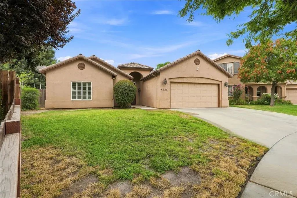 4225 W Ceres Court, Visalia