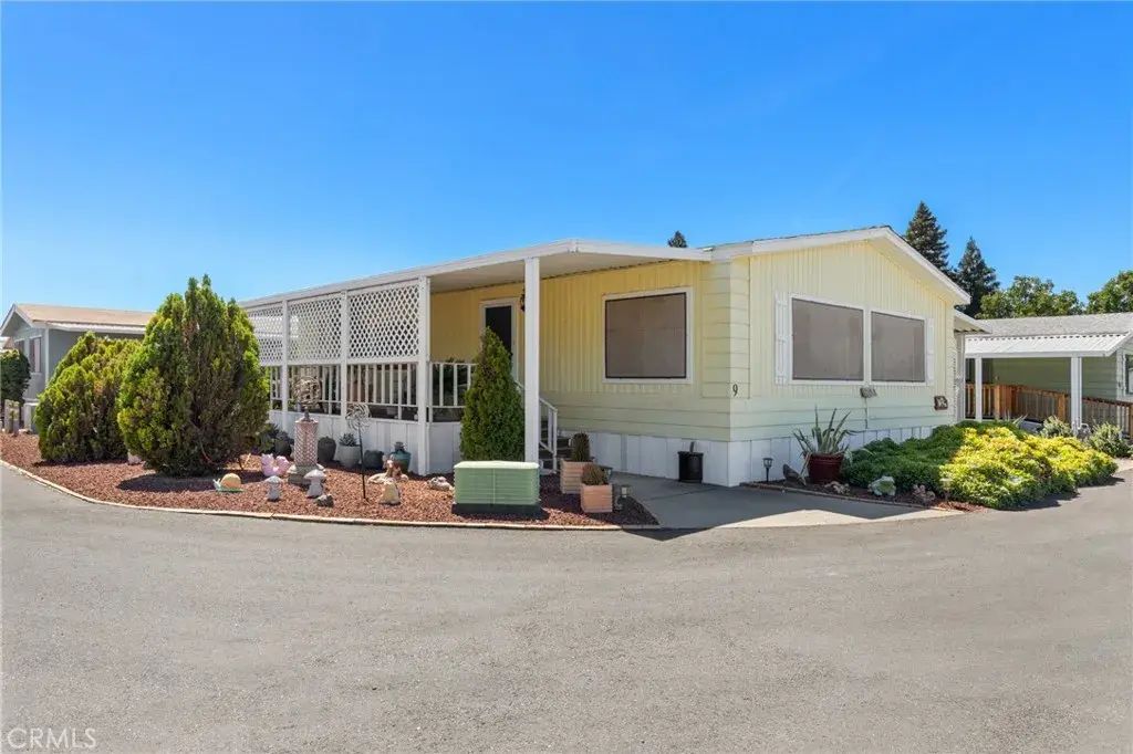 1595 Manzanita 9, Chico