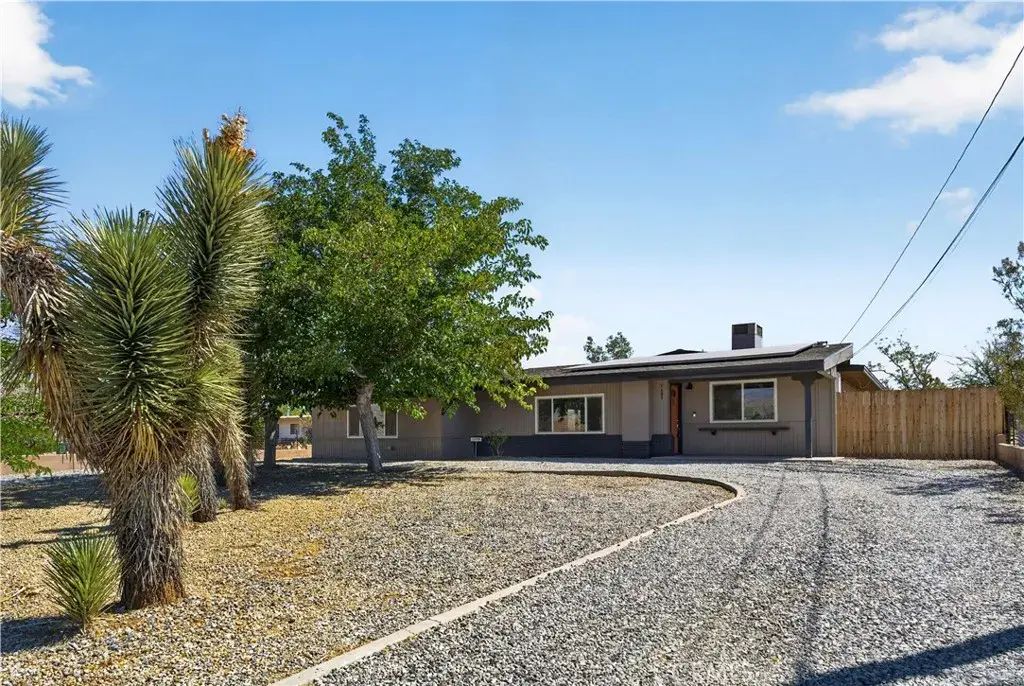 7405 Warren Vista, Yucca Valley