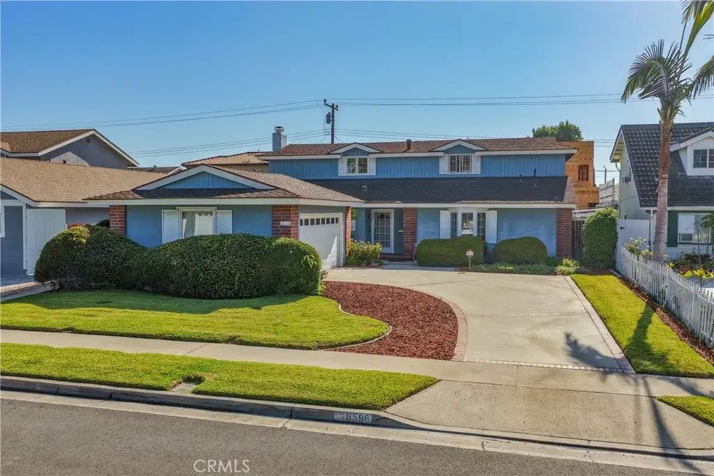 16596 Redwood Cr., Fountain Valley