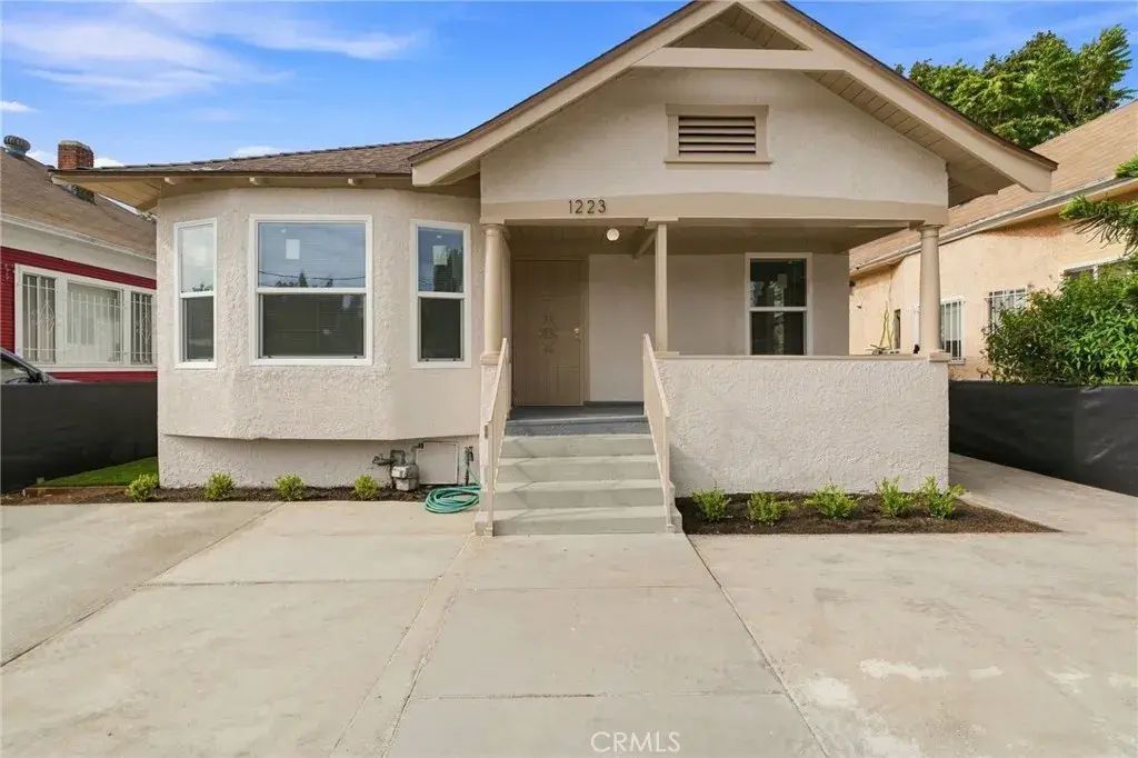 1223 E 35th, Los Angeles