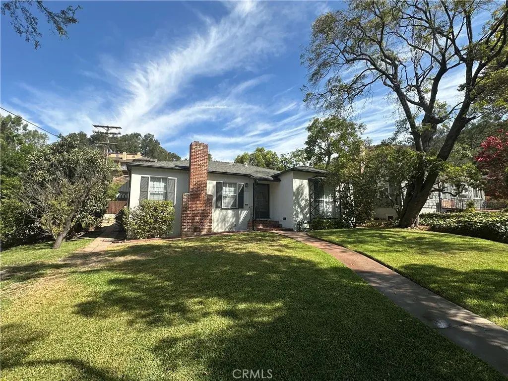 1827 Oakwood, Glendale