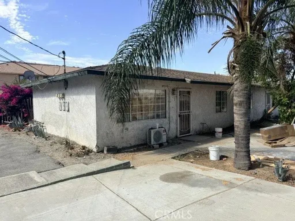 9910 Juniper, Fontana