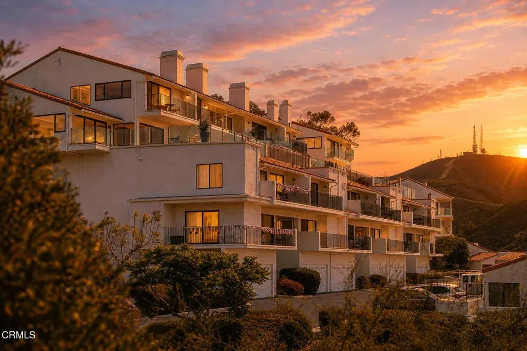 835 Casmalia Lane, Ventura