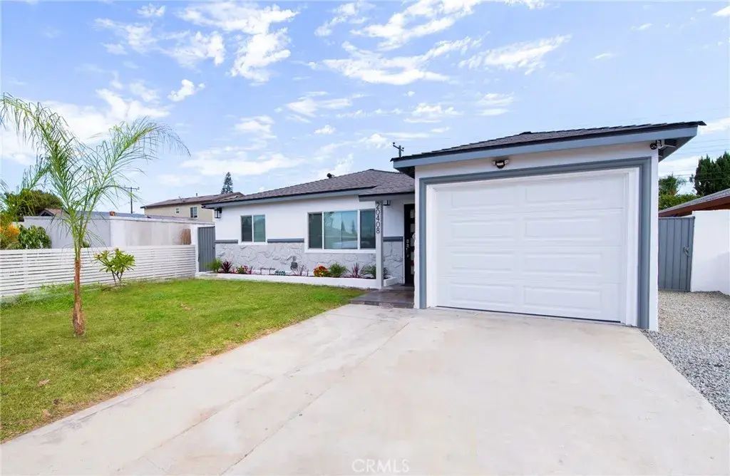 20408 Clarkdale, Lakewood