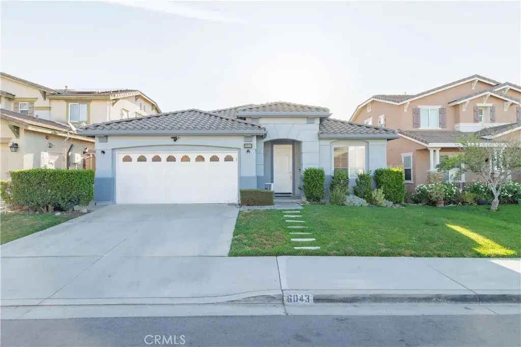 6043 Camargo Place, Fontana