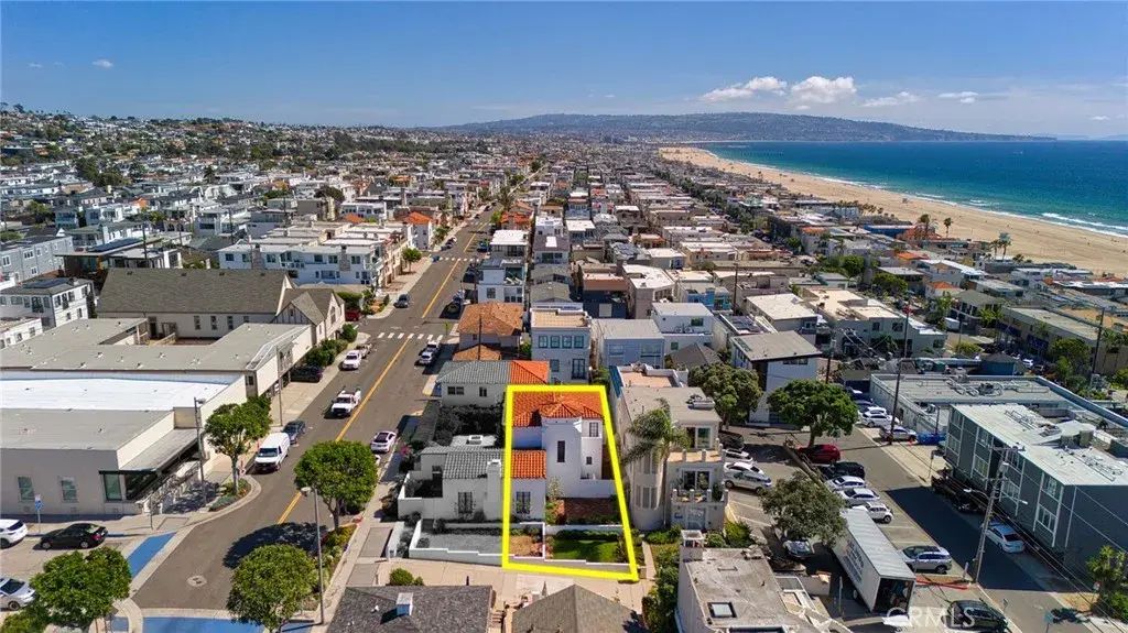 228 10th Street, Manhattan Beach