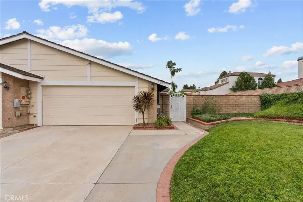 26093 Viento Court, Valencia