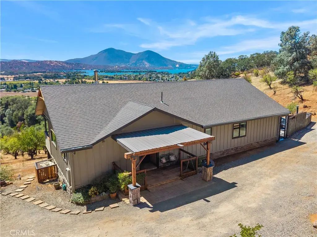 14244 Sanns Court, Clearlake Oaks