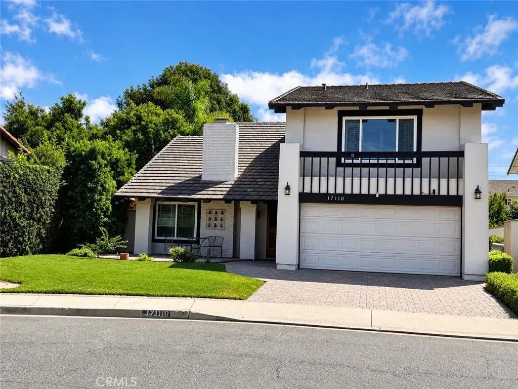 17110 Los Robles, Fountain Valley