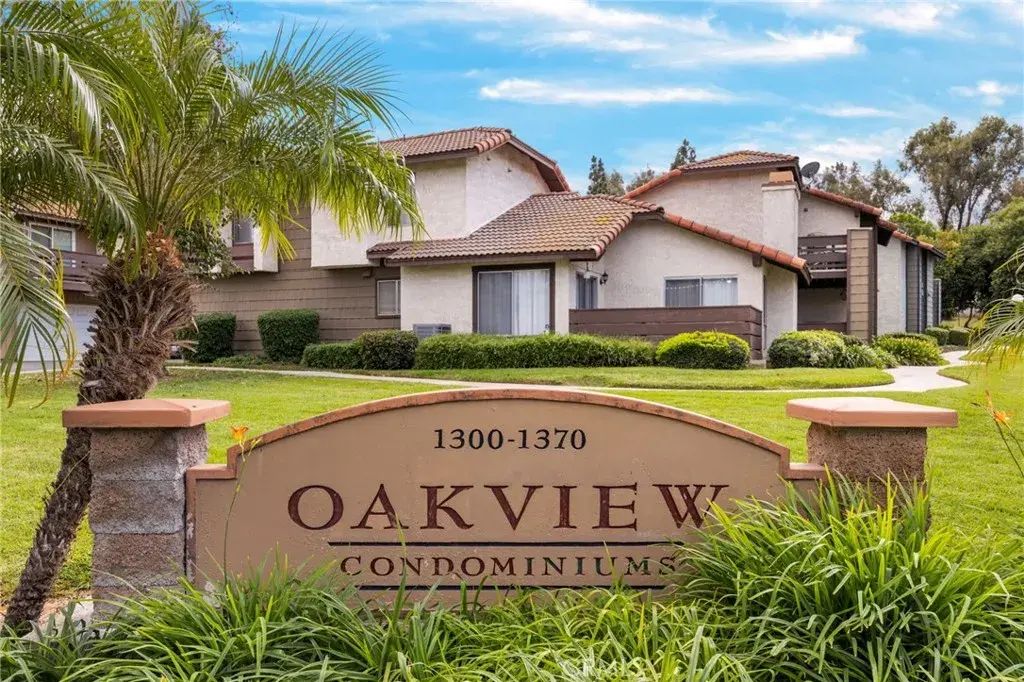 1336 Brentwood, Corona
