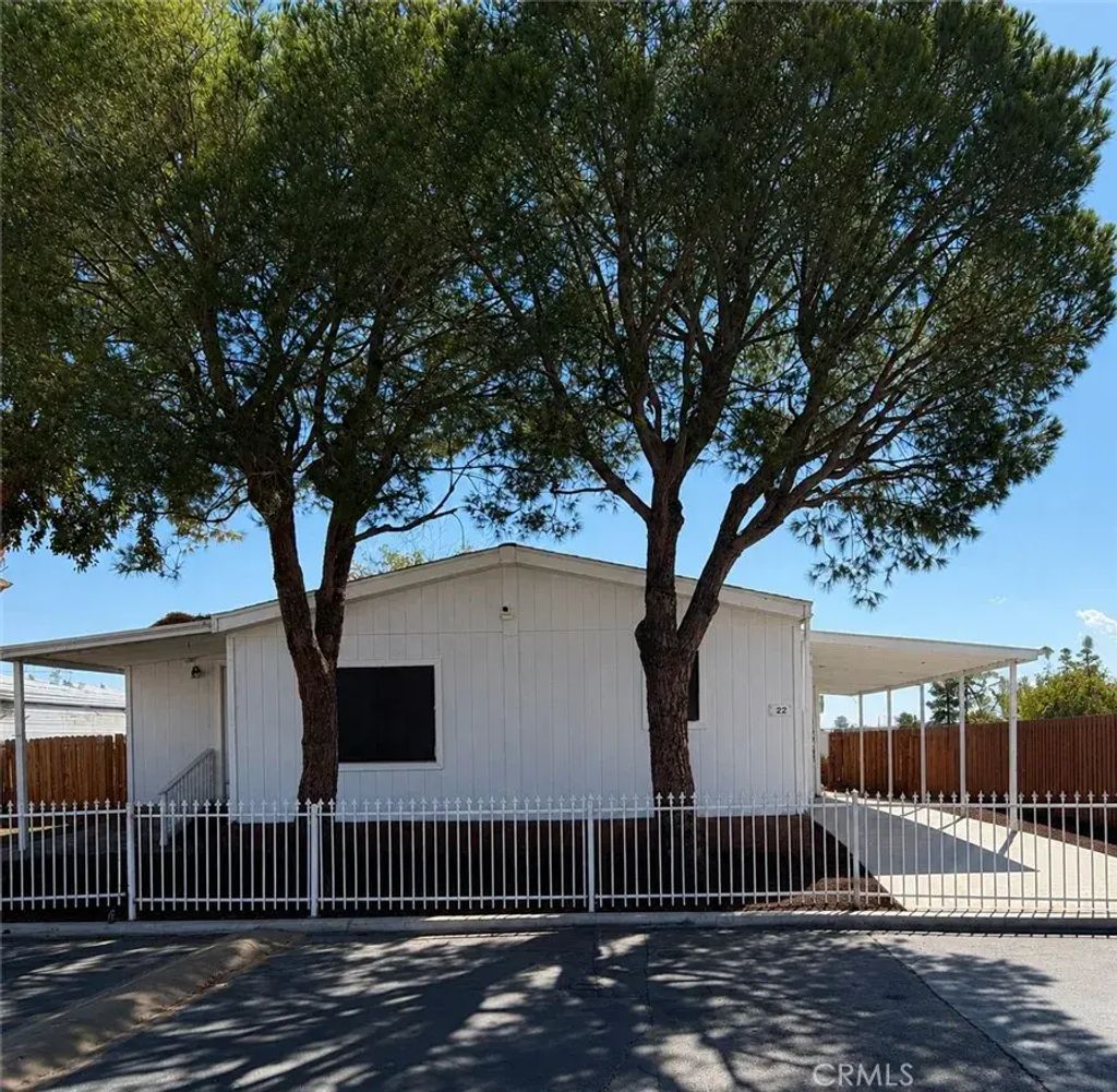 22838 Bear Valley 22, Apple Valley