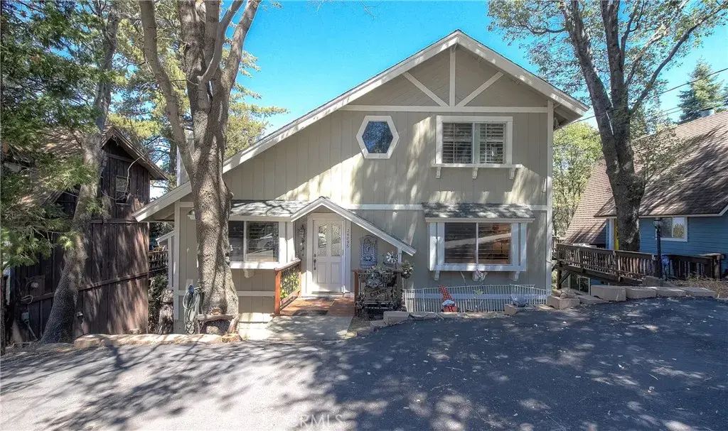 24896 Matterhorn Court, Crestline