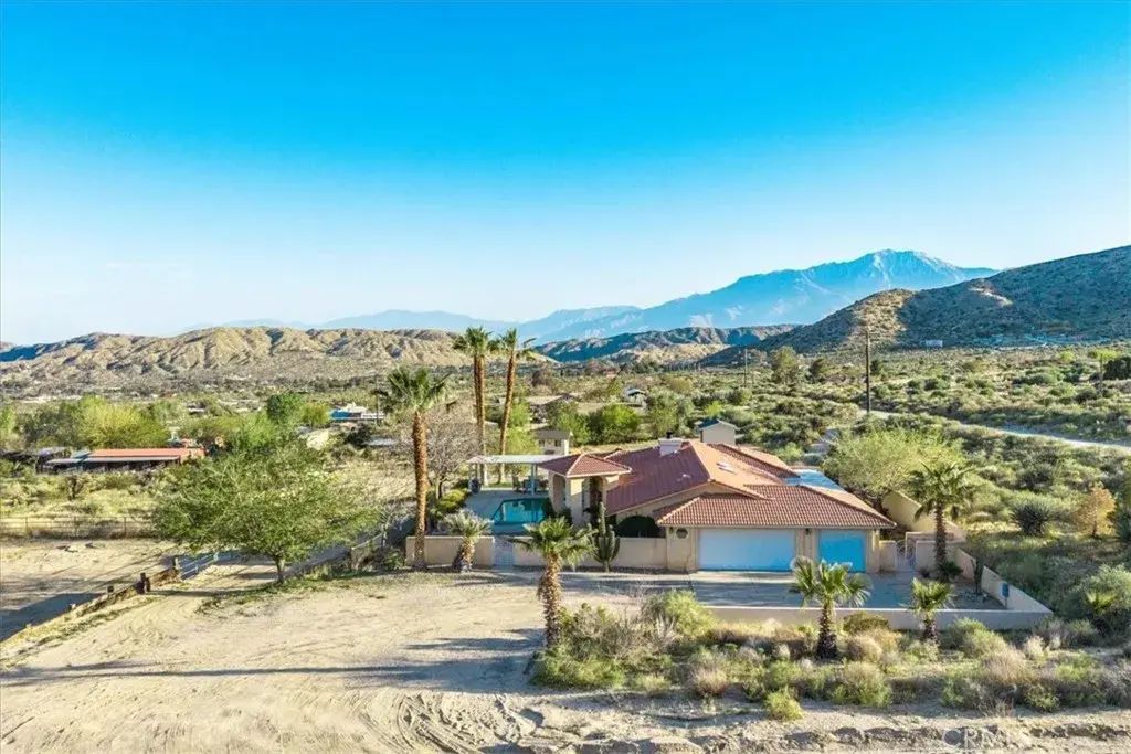 10341 Pinon Avenue, Morongo Valley