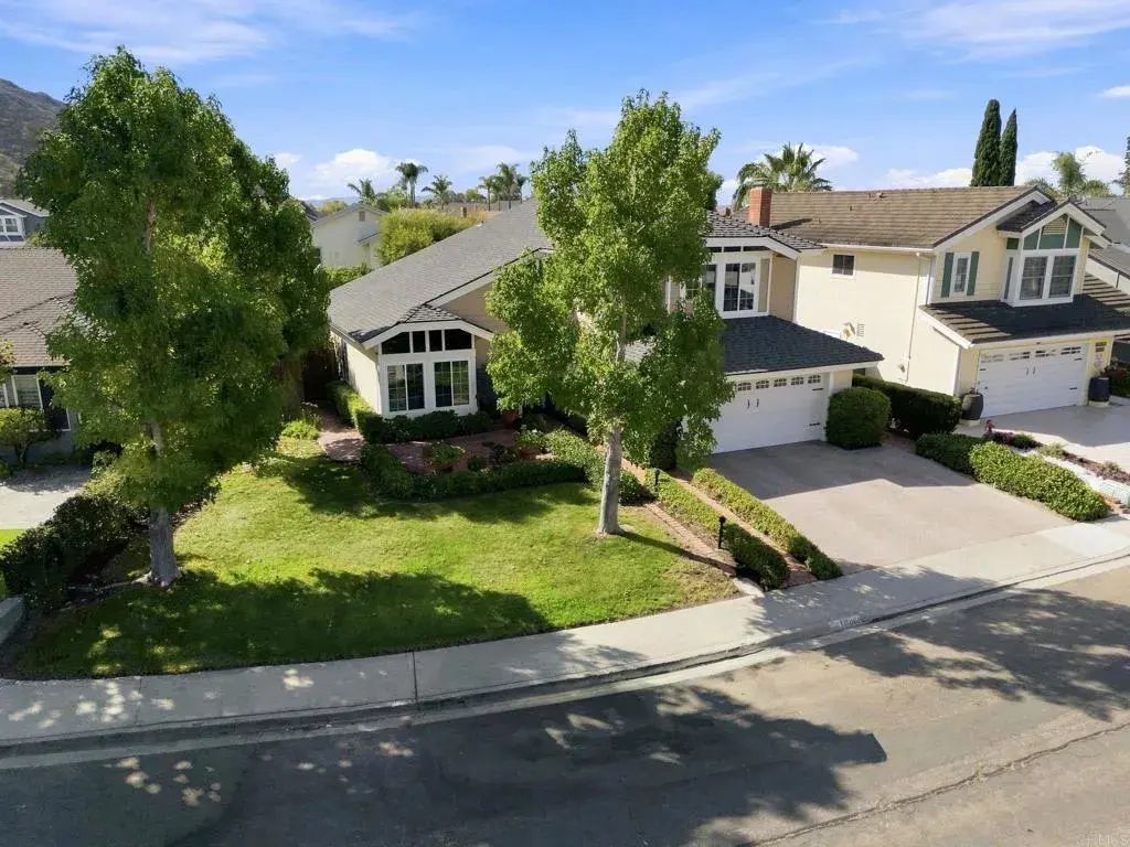 10069 Branford Road, 