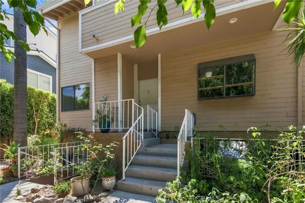 5340 Wilkinson Avenue 5, Valley Village