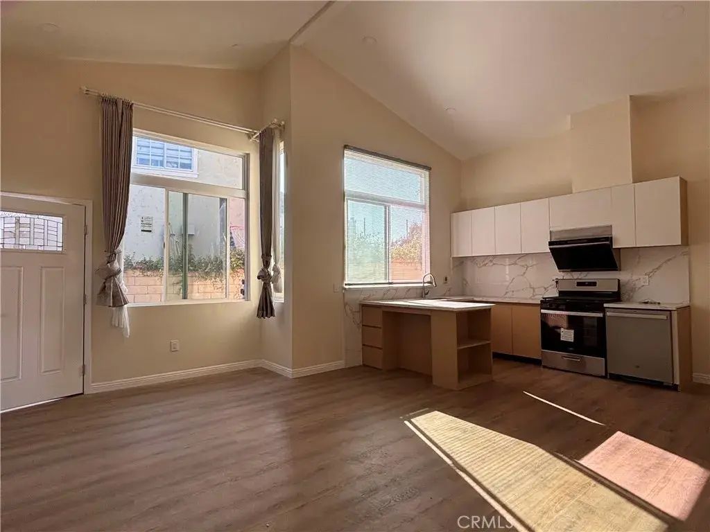 1063 Wellington, San Dimas