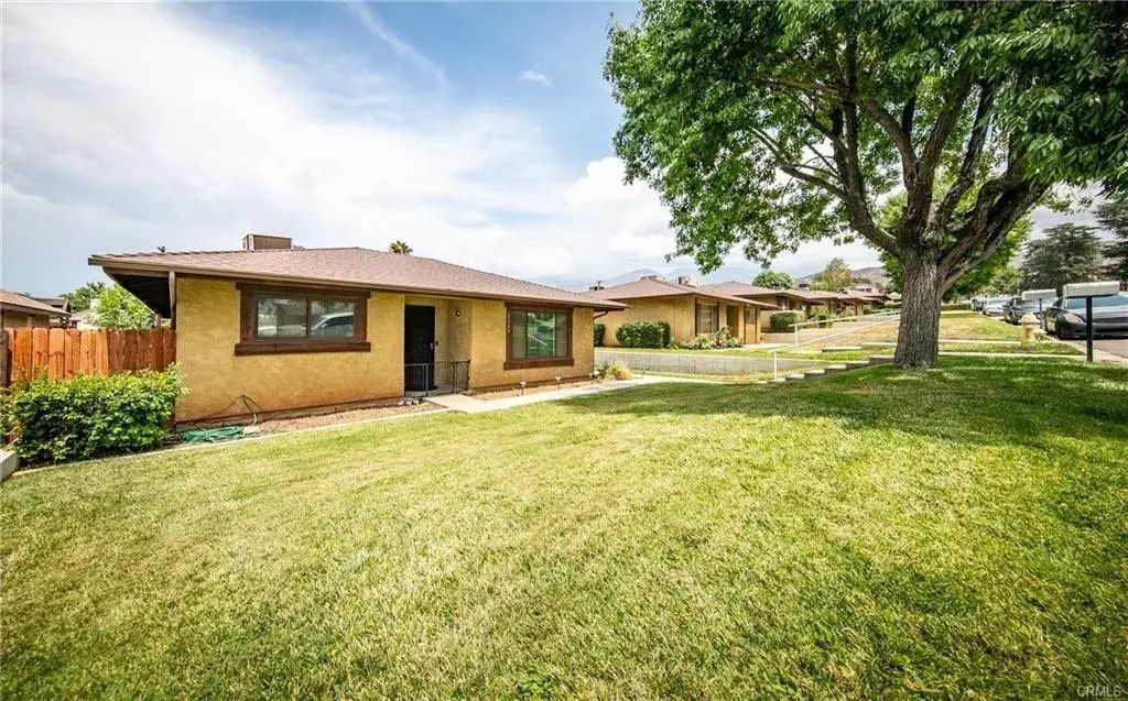 35342 Yucaipa, Yucaipa