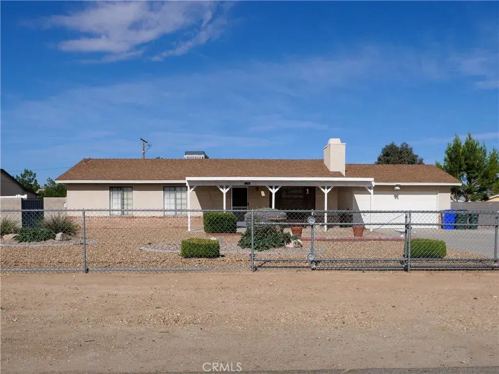 12760 Waynoka, Apple Valley