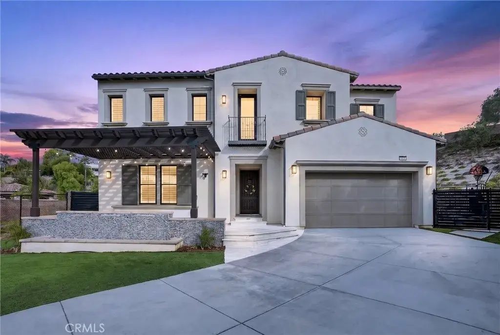 19865 Split Oak, Los Angeles