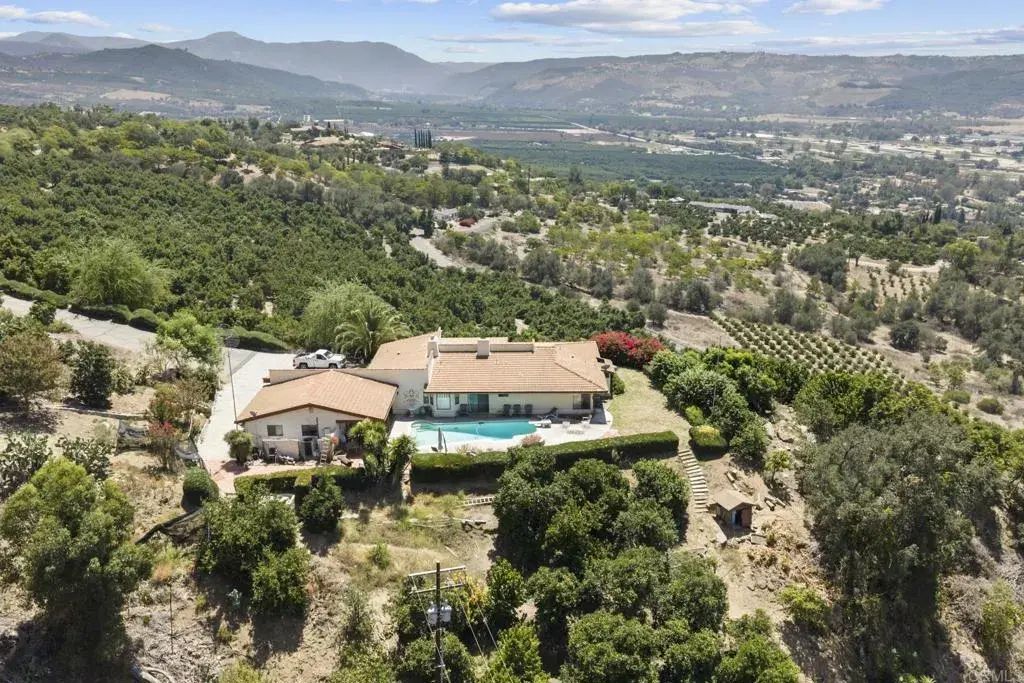 15063 Adams Drive, Pala
