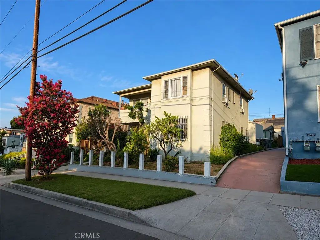 1272 Queen Anne, Los Angeles