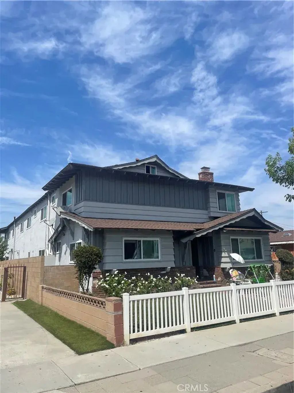 8981 Hildreth Avenue, South Gate