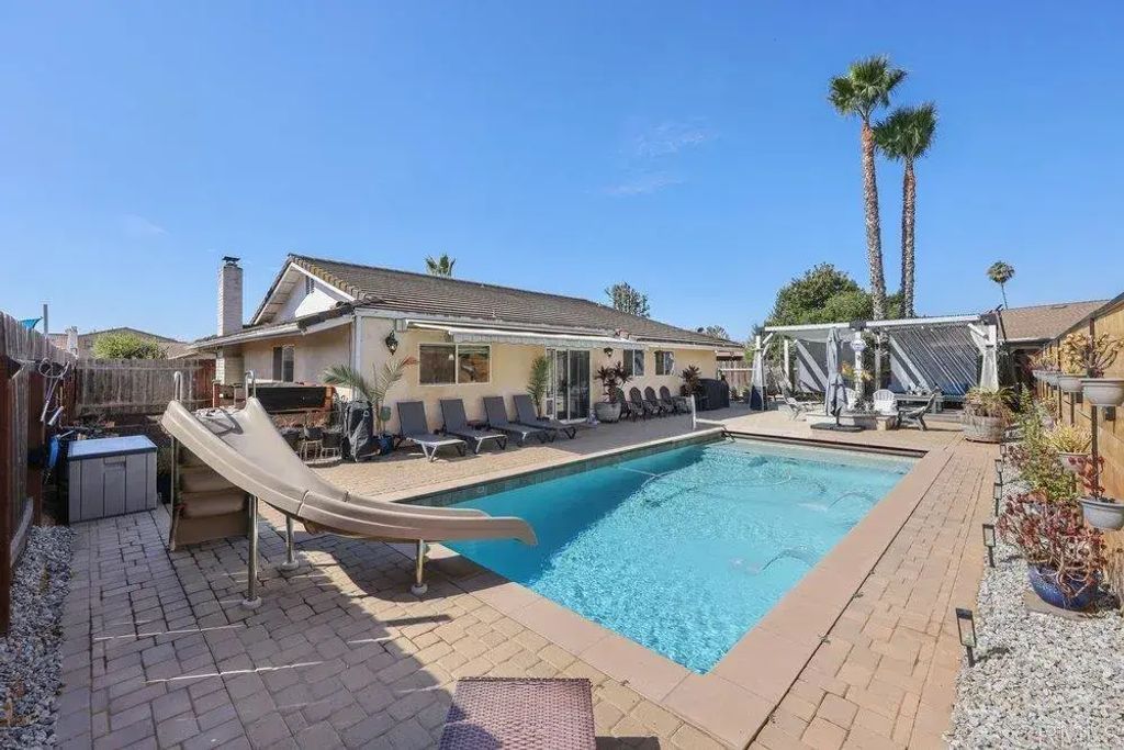 1626 David Dr., Escondido