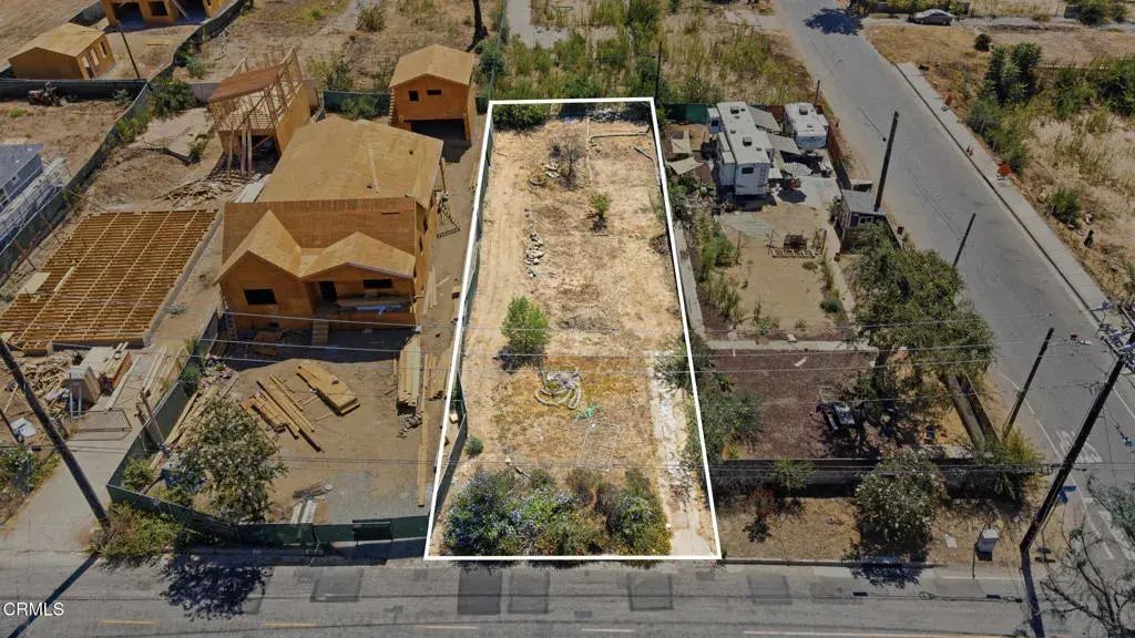 3268 Fair Oaks, Altadena