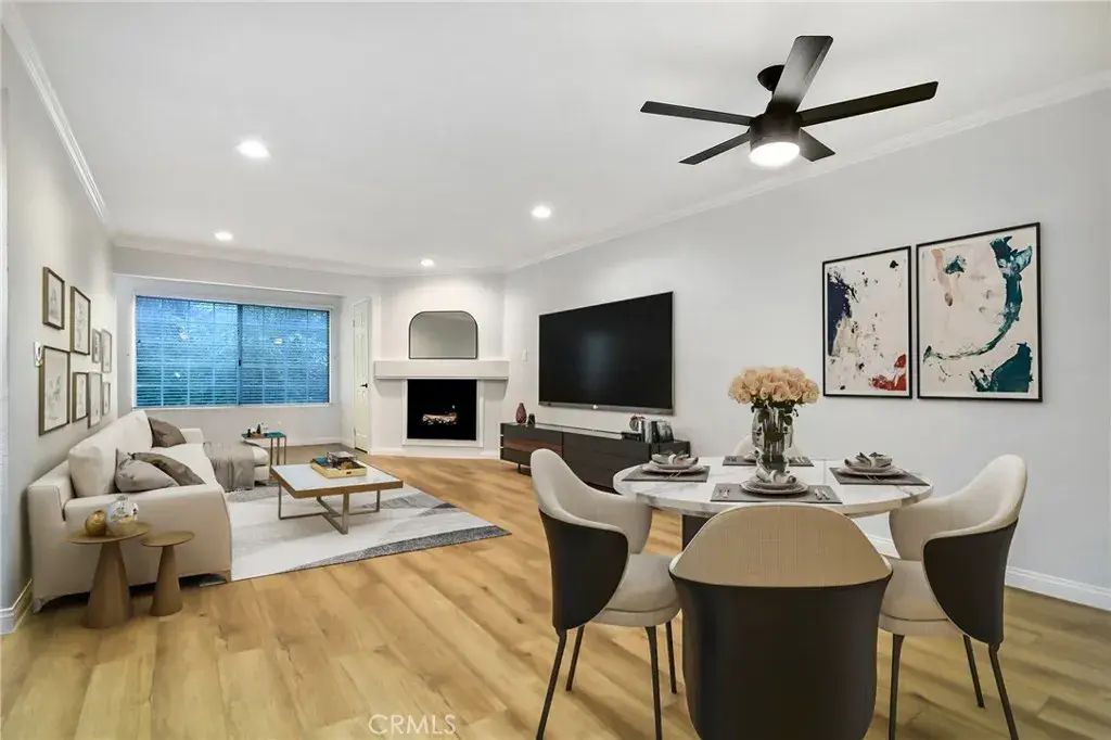 5515 Canoga Avenue 219, Woodland Hills