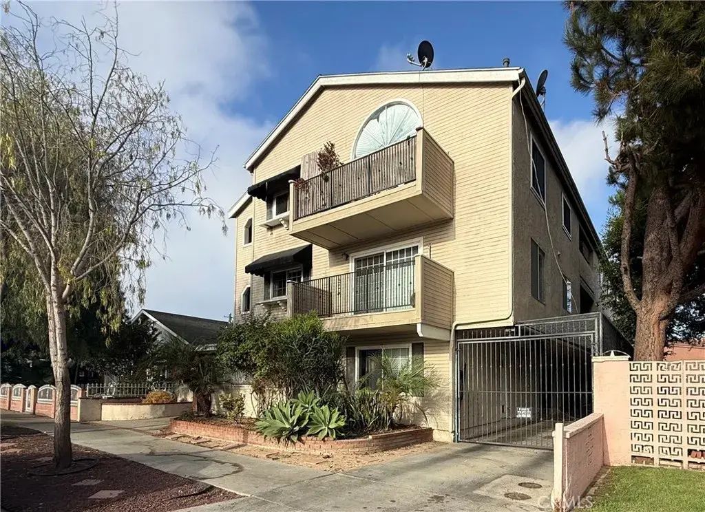 1123 Junipero Avenue 7, Long Beach