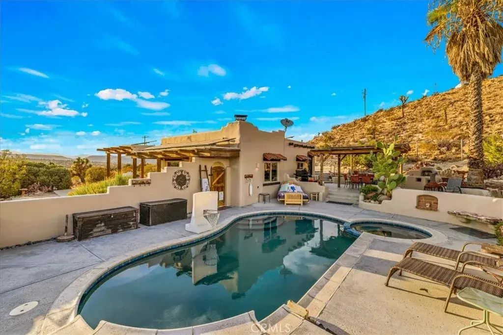 5484 Paisano, Yucca Valley