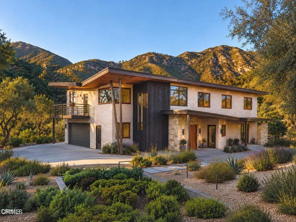 3698 Fair Oaks, Altadena