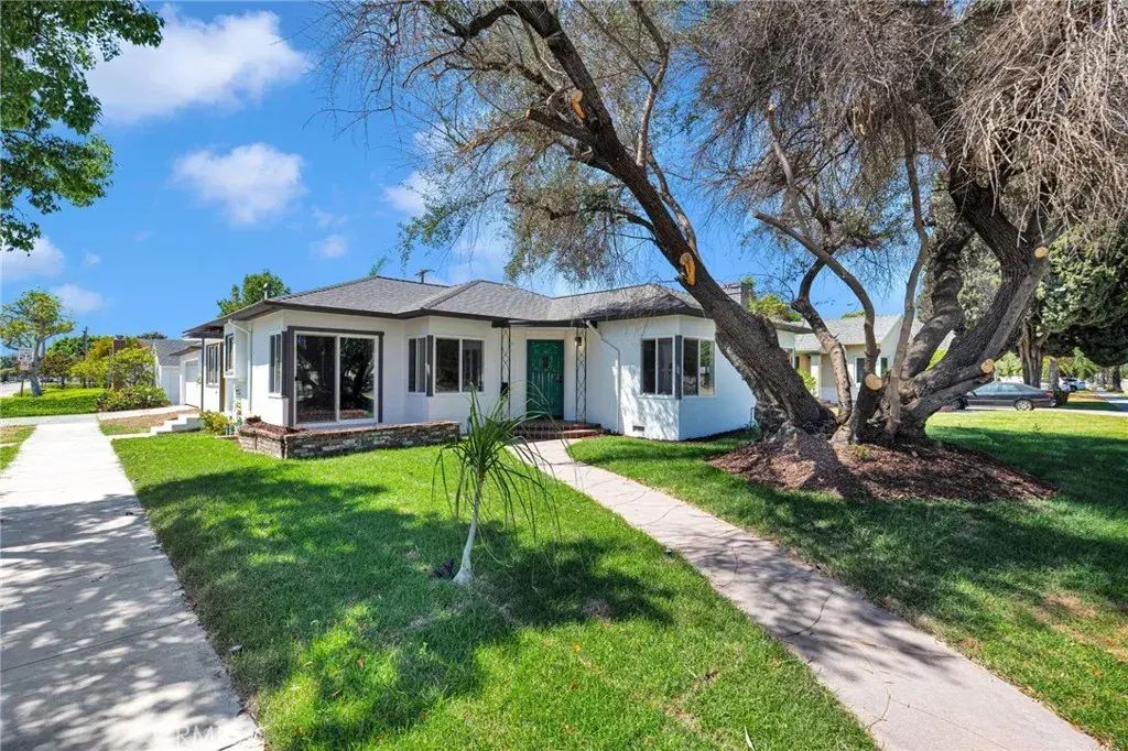 701 N Harbor, Anaheim