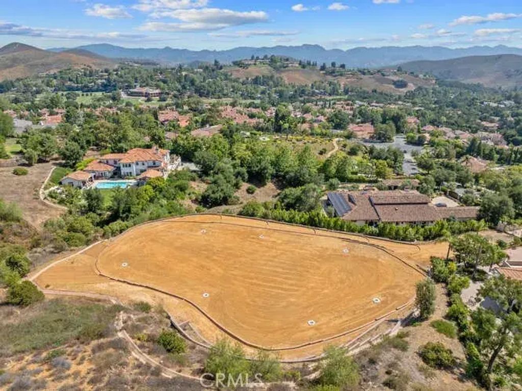 4774 Golf Course, Westlake Village