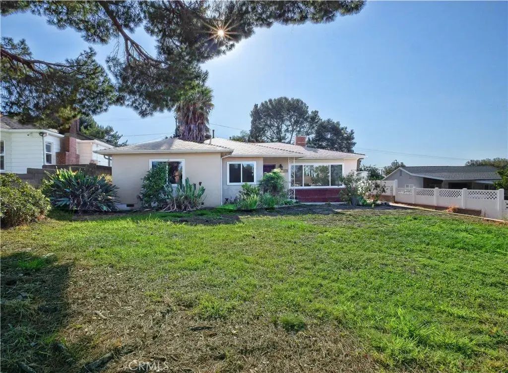 26227 Ozone Avenue, Harbor City