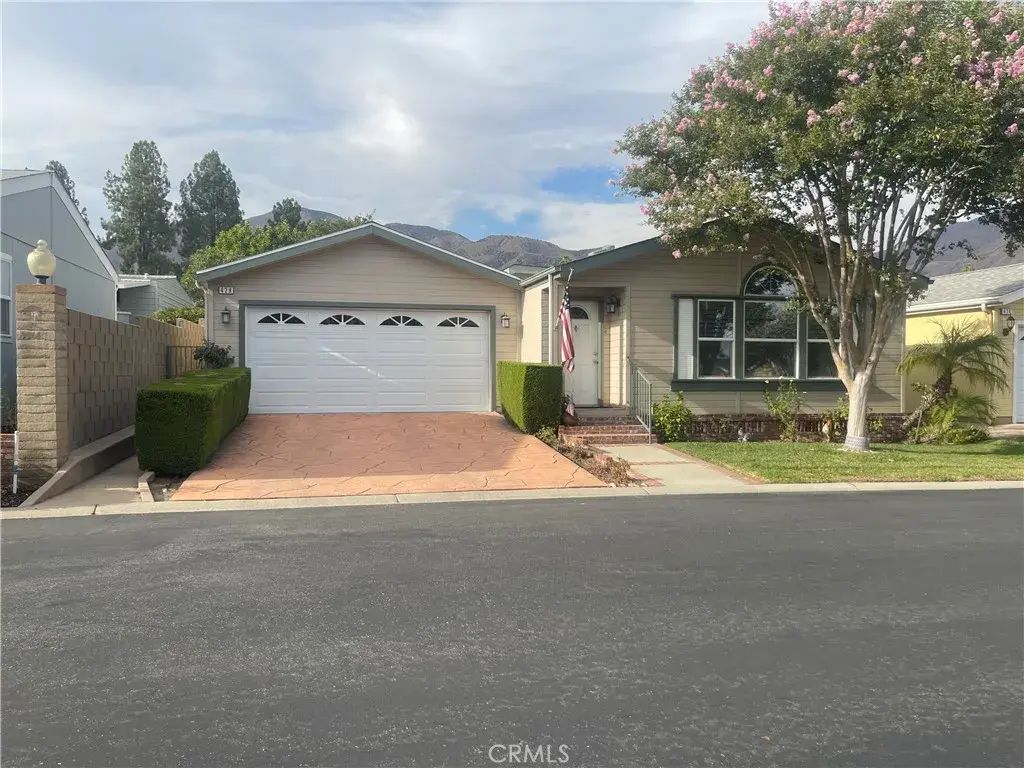 27600 Atlantic 429, Highland