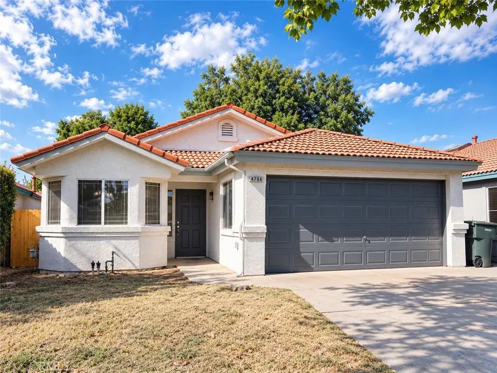 4706 W University, Fresno