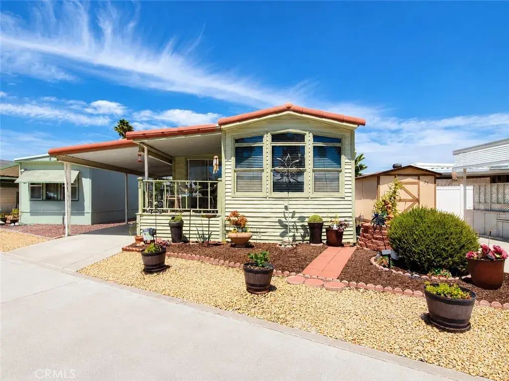 1295 S Cawston 38, Hemet