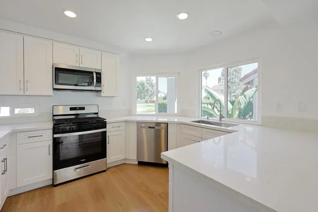 249 Blackbird Way, Oceanside