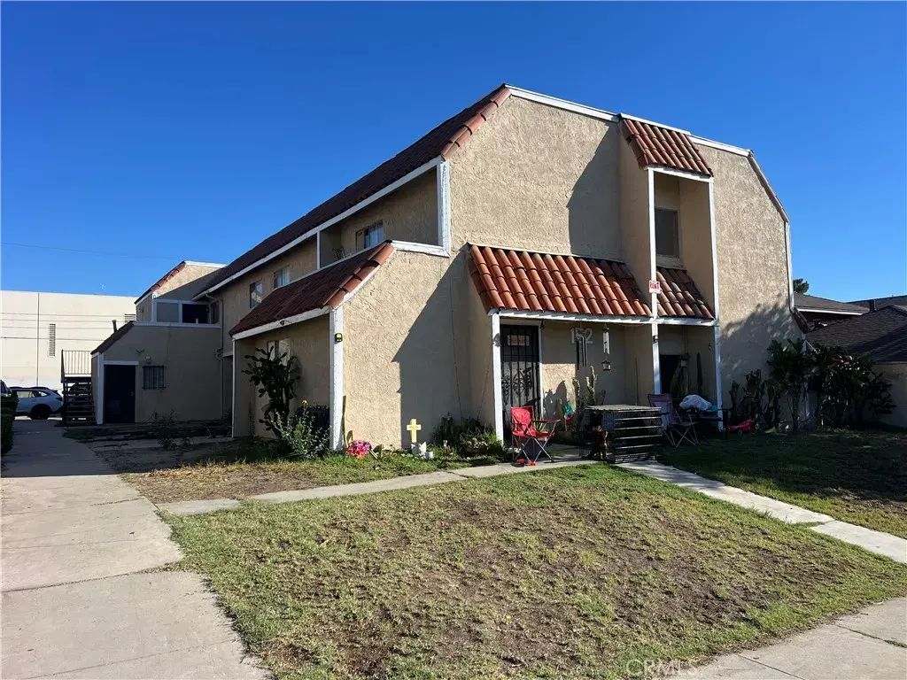 152 E Jackson Street, Rialto