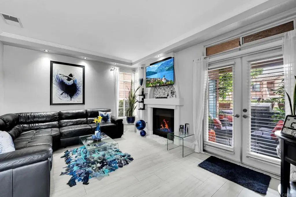 3587 Cameo Drive 19, Oceanside