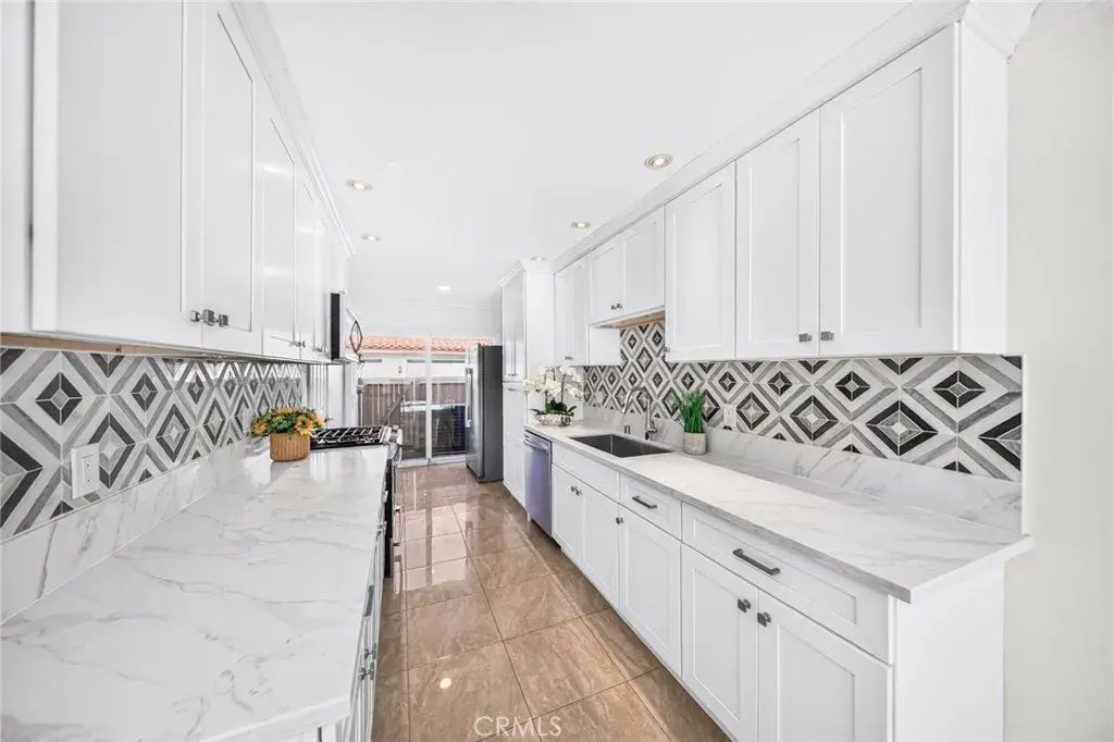 3442 Del Amo, Torrance