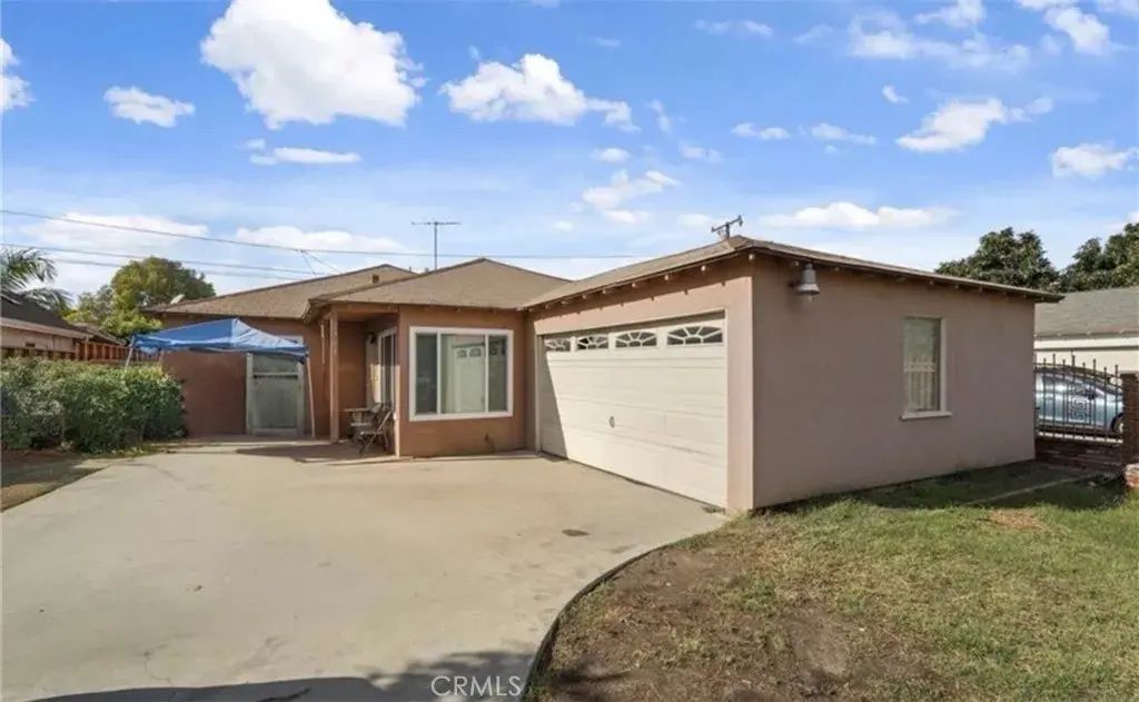 1701 N Paulsen, Compton