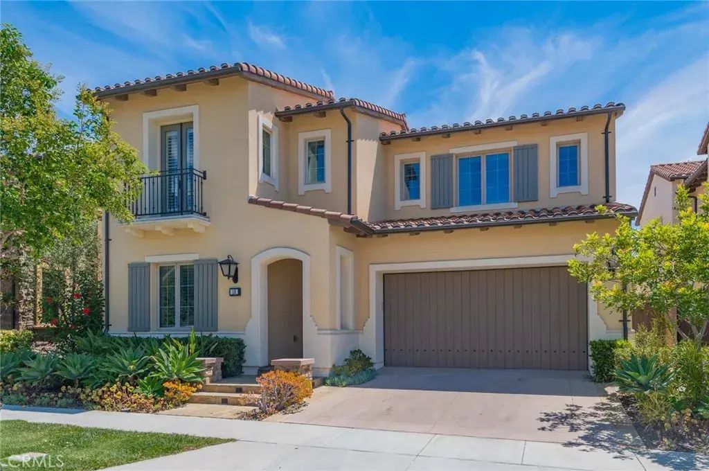 16 Hawkeye, Irvine