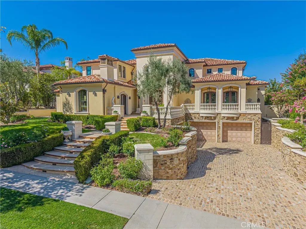 25561 Oak Savannah Court, Valencia