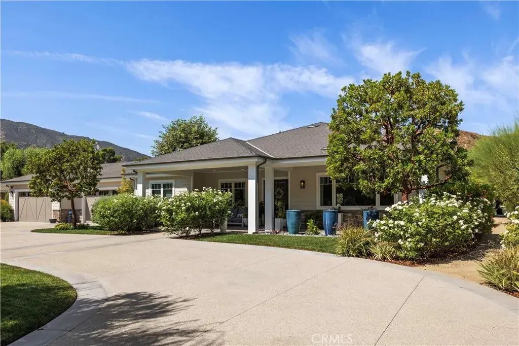 26185 Ravenhill Road, Canyon Country