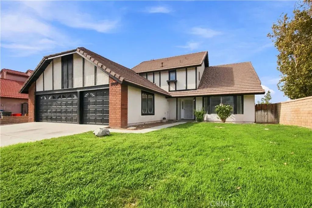 2001 Comstock Court, Palmdale